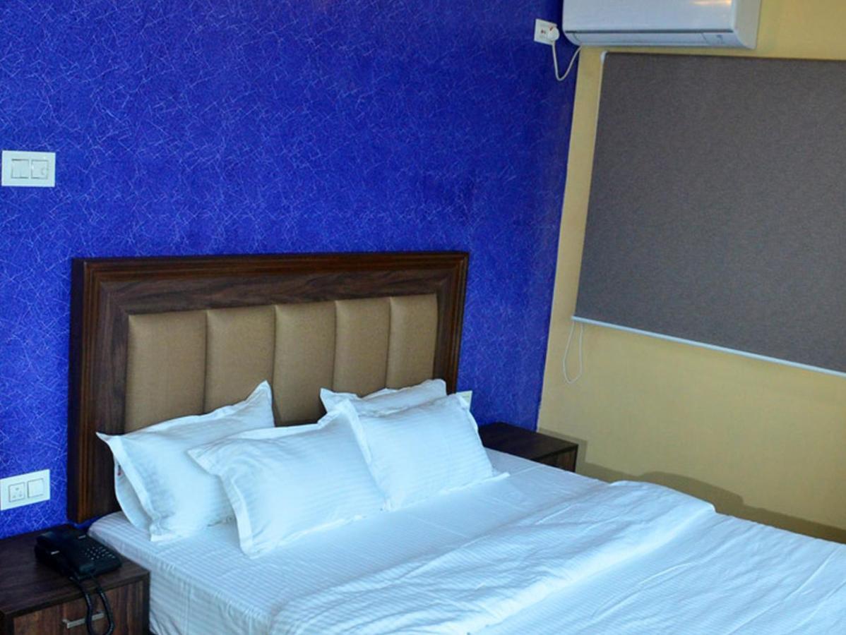 Hotel Aloka Residency Kalkata Exteriér fotografie